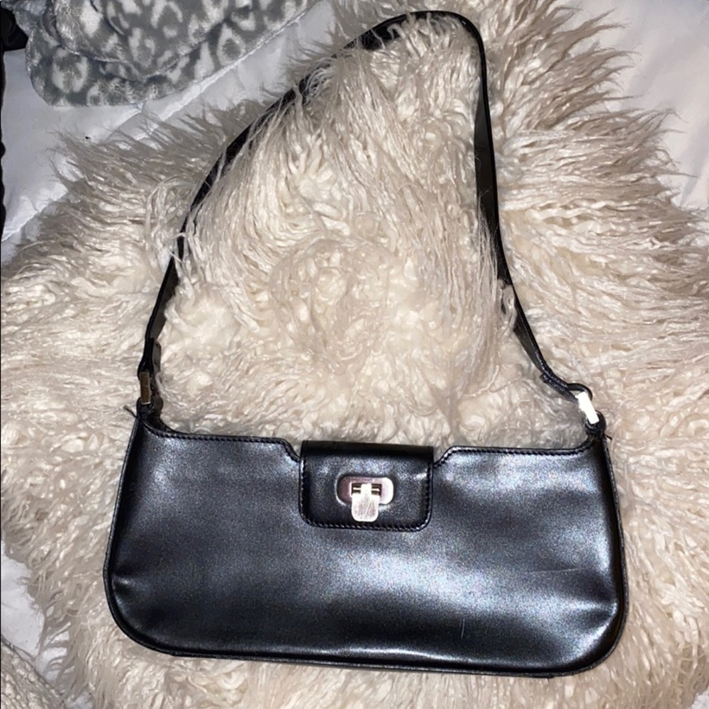 Adorable purse!